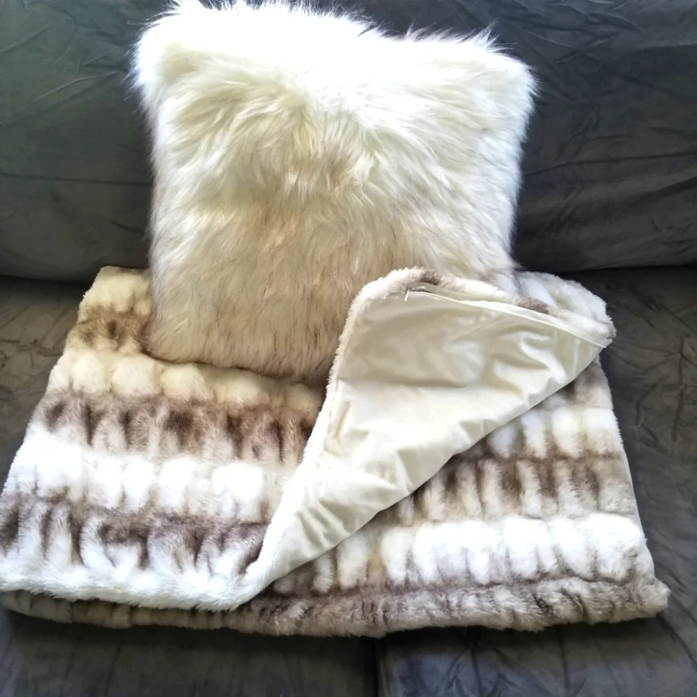 Threshold Faux Fur Pillow Shames w/ Matching Toss Pillow NEW Cream & Brown- NEW